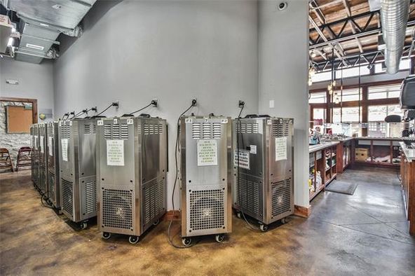 105 W Pearl St, Granbury, TX 76048